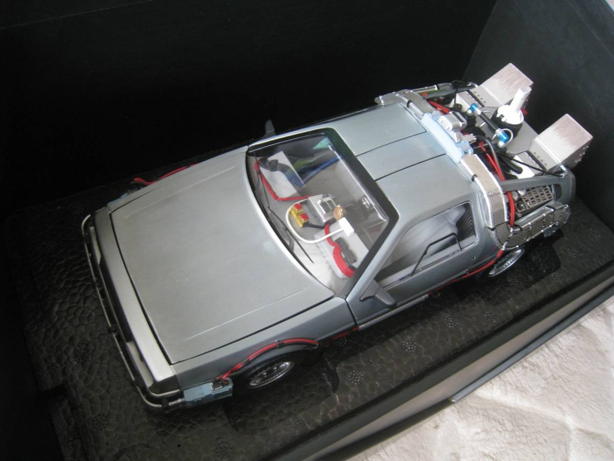 ☆ マテル Hot Wheels 1/18 バック・トゥ・ザ・フューチャー ☆ マテル Hot Wheels 1/18 バック・トゥ・ザ・フューチャー