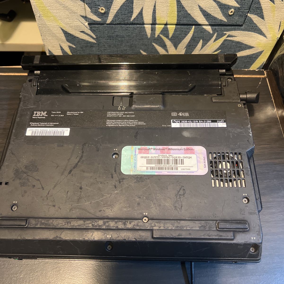 IBM ThinkPad i Series s30 2639-43J ミラージュ・ブラック リカバリー済み Windows ME_画像3