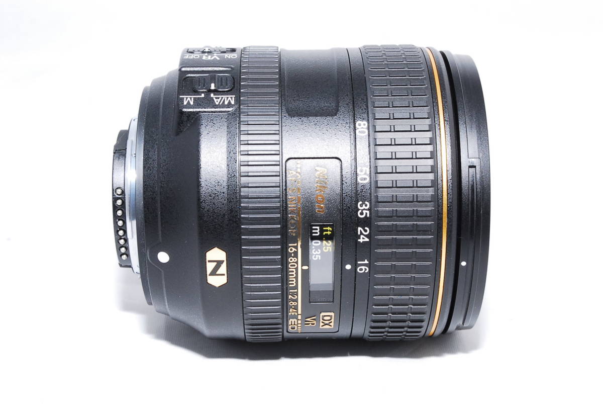選ぶなら Nikon 標準ズームレンズ AF-S DX NIKKOR 16-80mm f 2.8-4E ED