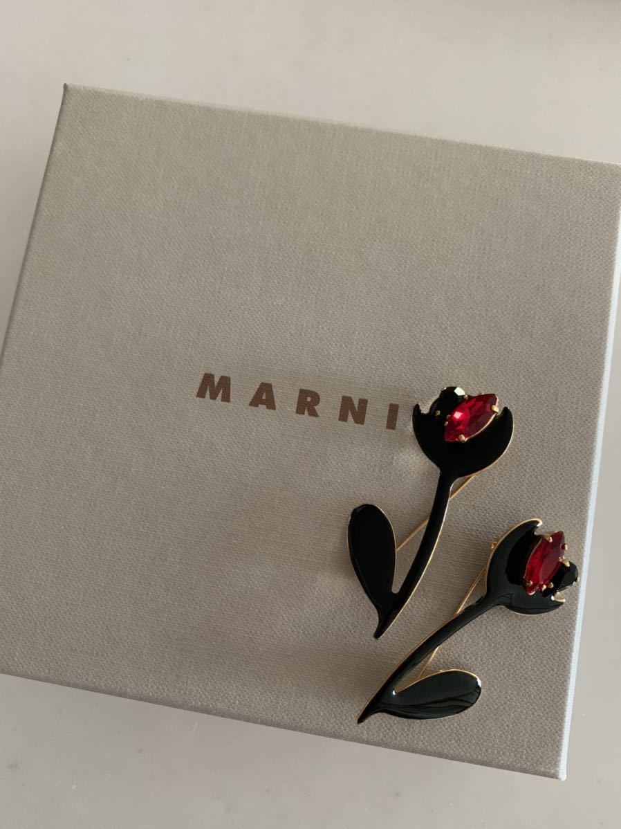 マルニ　花　ブローチ　エナメル　ビジュー　黒　ゴールド　MARNI ②_画像5