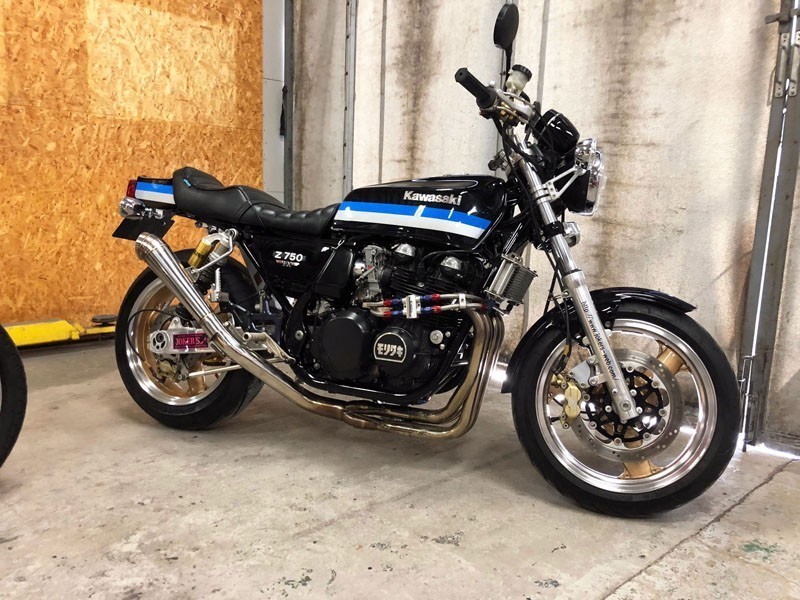 ゼファー750用/Z400FX仕様外装セット・ボルトオンタイプ_画像2