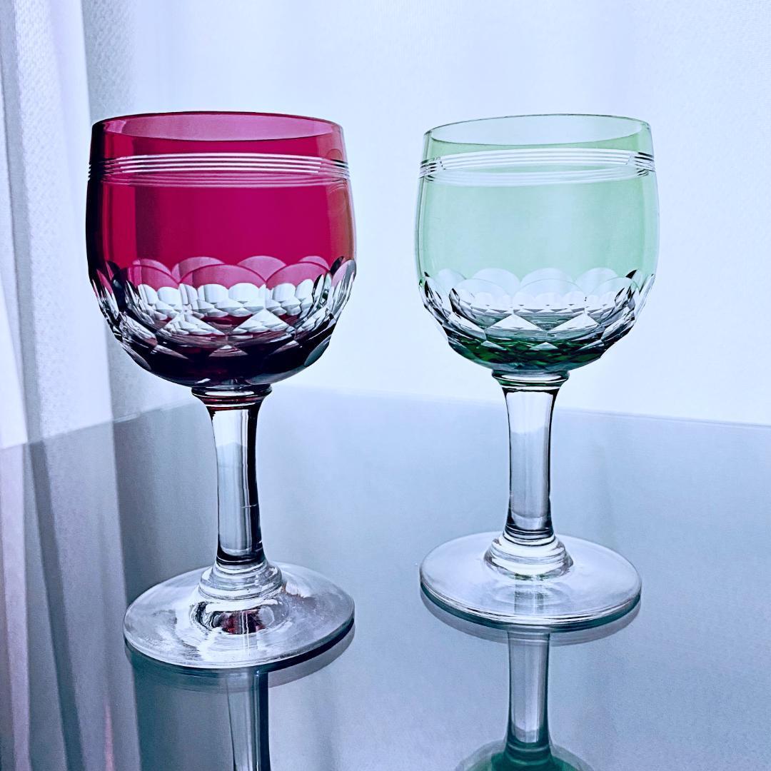 輝くオールドバカラ Baccarat ショニーCHAUNYのワイングラス 被せグリーン 緑 江戸切子 リキュールグラス フランスアンティーク