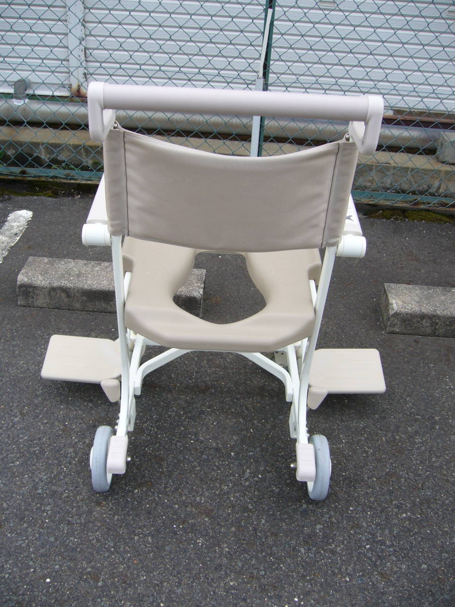 TOTO シャワーキャリー 水回り用車椅子 EW05014ｓ介護 入浴 介助車 浴室車椅子