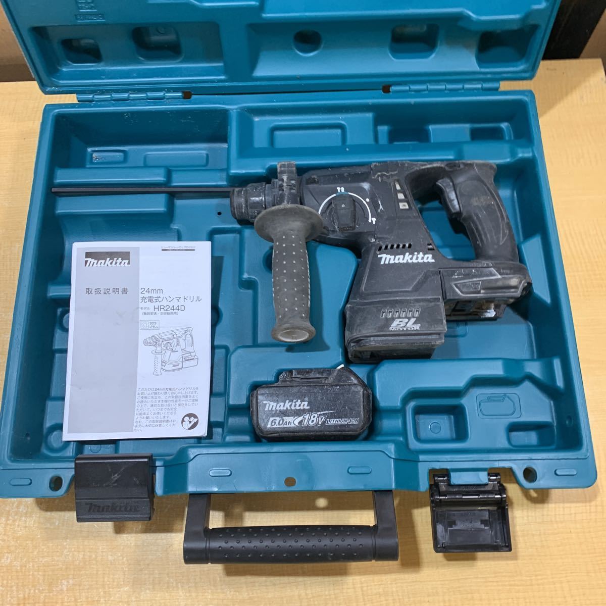 ○ makita マキタ 24mm 18V 充電式ハンマドリル HR244D バッテリ