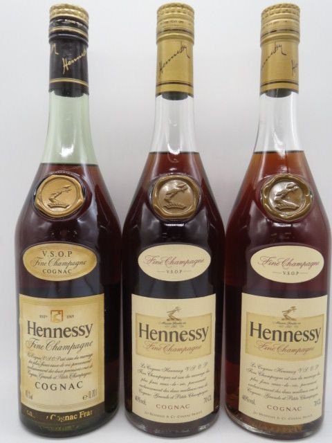 ＼半額SALE／飲料/酒未開栓 洋酒 ヘネシー VSOP Hennessy 700ml 40% 3本セット ブランデー