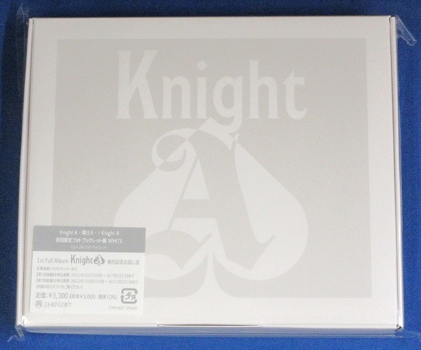 Knight A-騎士A-／Knight A★初回限定フォトブックレット盤WHITE(CD＋28Pフォトブックレット)★ステッカー付★未開封新品★送料無料★_画像1