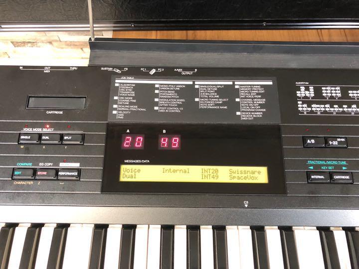 727223 超美品 YAMAHA ヤマハ DX7II FD シンセサイザー FM音源 ハード
