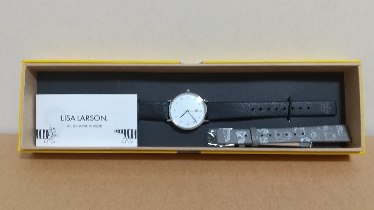 【送料無料】【まとめ売り売り】LISA LARSON リサ ラーソン腕時計 2本　レディース　クォーツ　替えベルト付　黒　青