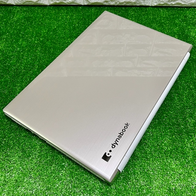 極美品級!最上級ハイスペック!東芝 dynabook T65/EG 第7Corei7/新品