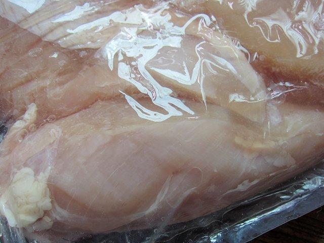鳥取県産、超有名【大山どり】「鶏むね肉2kg」肉厚 大人気!!_画像10