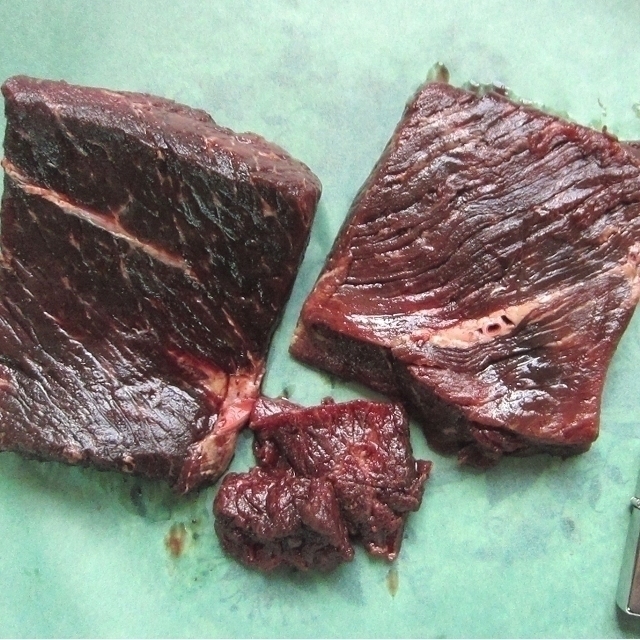 お刺身用「ナガス鯨赤肉500g」(１級品の端材) ニンニク醤油で．．．今では高級珍味_画像5