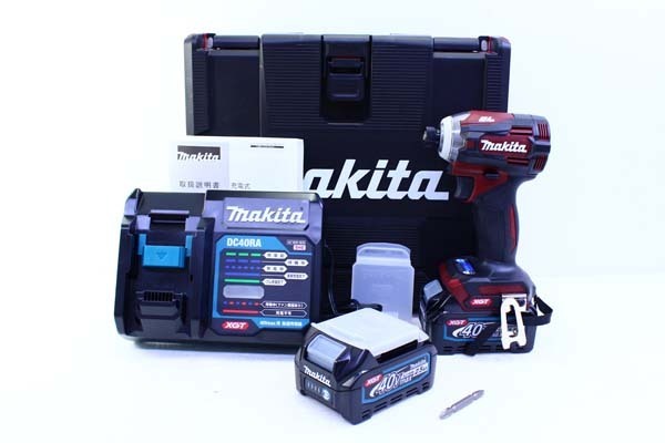 ○新品 makita マキタ TD001GDXAR 充電式インパクトドライバ 40Vmax 赤