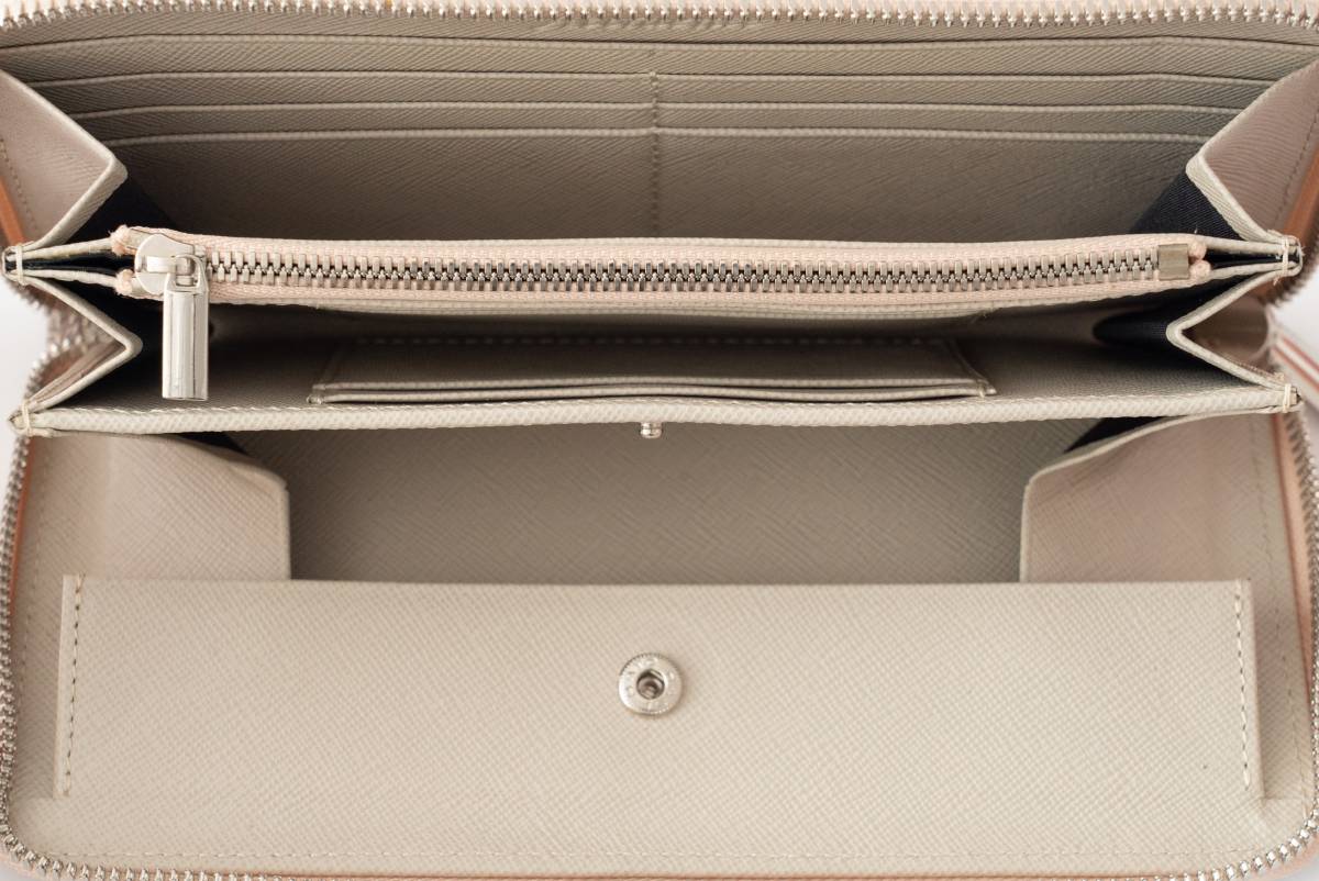 クロコダイル ヒマラヤ長財布 センター1枚取り 内装ベージュ(銀① ...