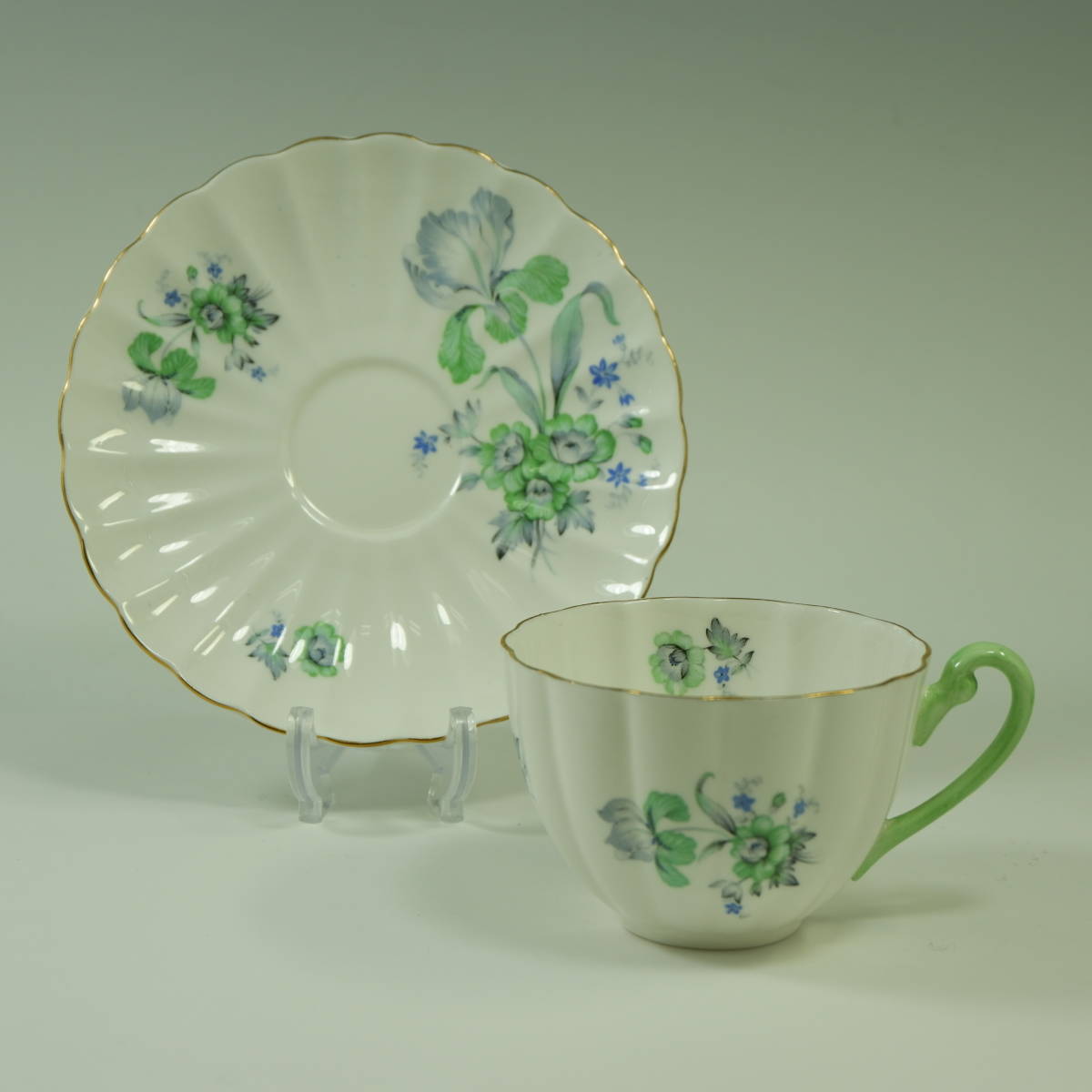  Sherry зеленый Iris cup & блюдце la draw Shape Shelley Green iris 2387