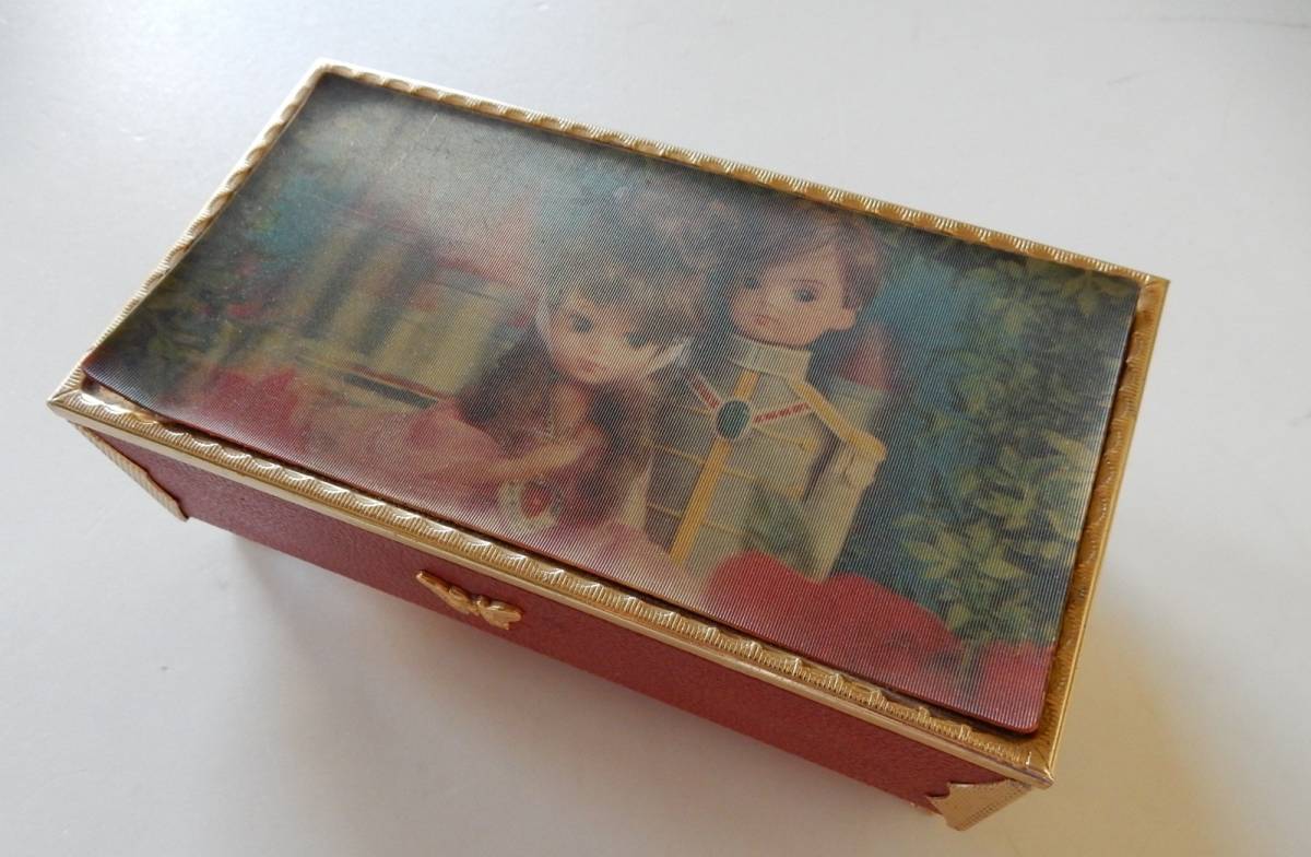 * rare article rare * Licca-chan ...* that time thing * music box attaching gem box * Showa Retro / former times / miscellaneous goods / fancy / Vintage 