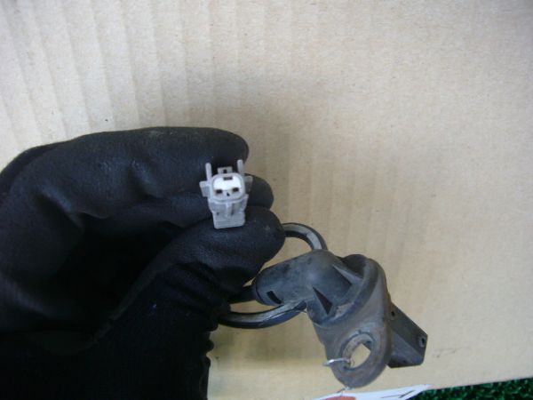 TC24 Serena front ABS sensor right letter pack post service all country 540 jpy ABS sensor right front 290731-2