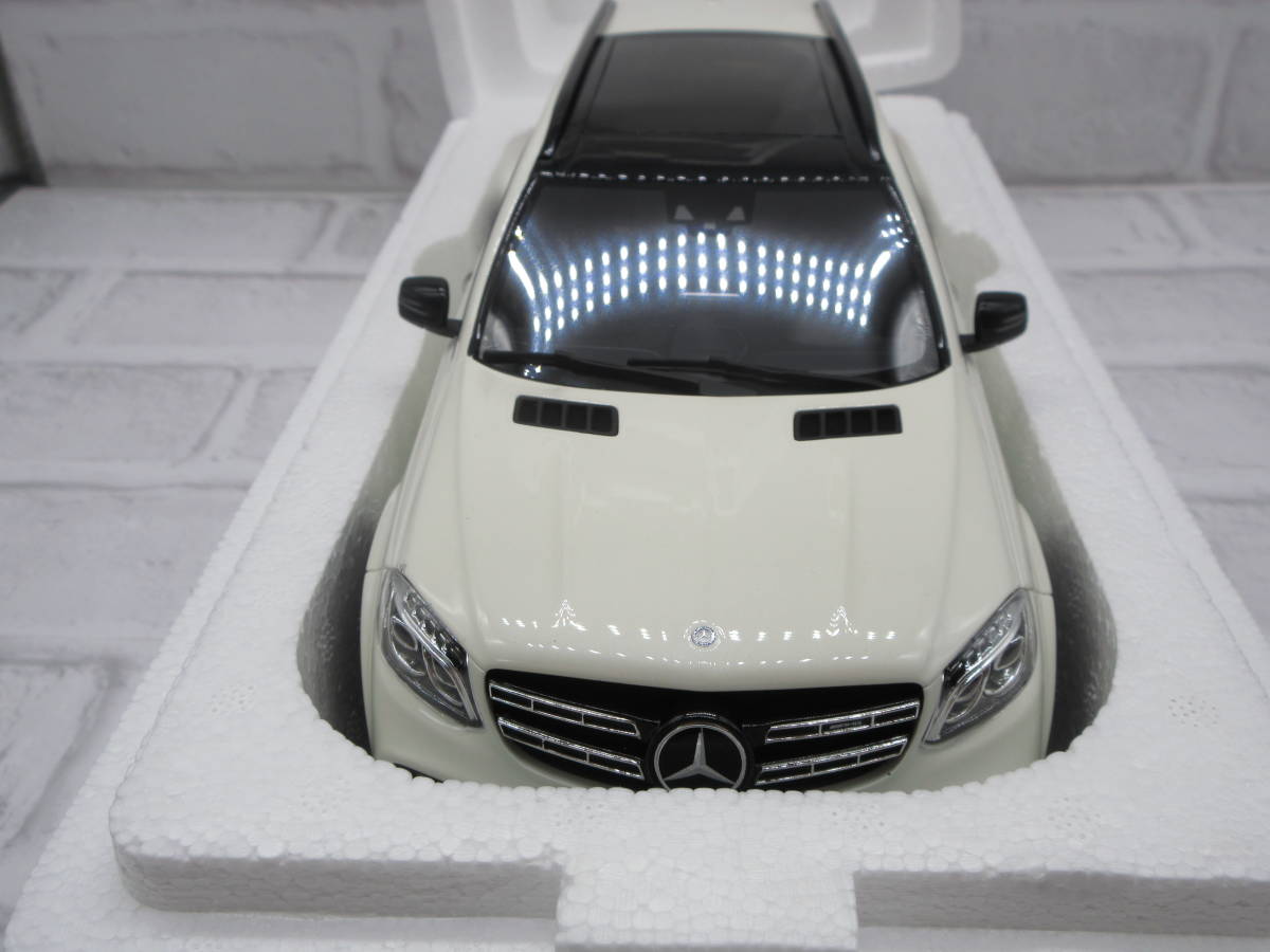 ミニカー　1/18　メルセデスベンツ　GLS63 AMG　デジーノダイヤモンドホワイト　ディーラー正規品　モデルカー_画像5