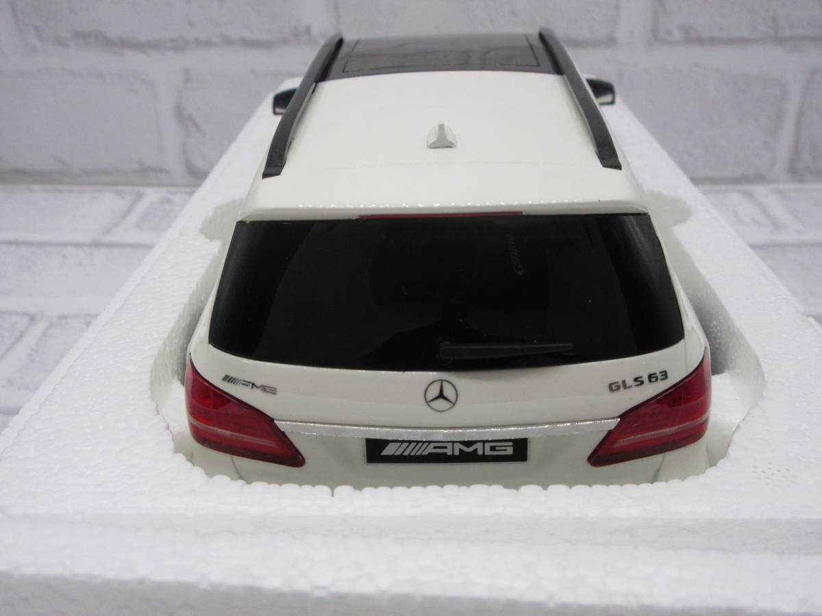 ミニカー　1/18　メルセデスベンツ　GLS63 AMG　デジーノダイヤモンドホワイト　ディーラー正規品　モデルカー_画像6