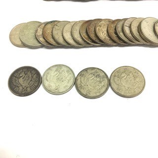 銀貨おまとめ 100円銀貨 おまとめ 大量 44枚 半分以上特年