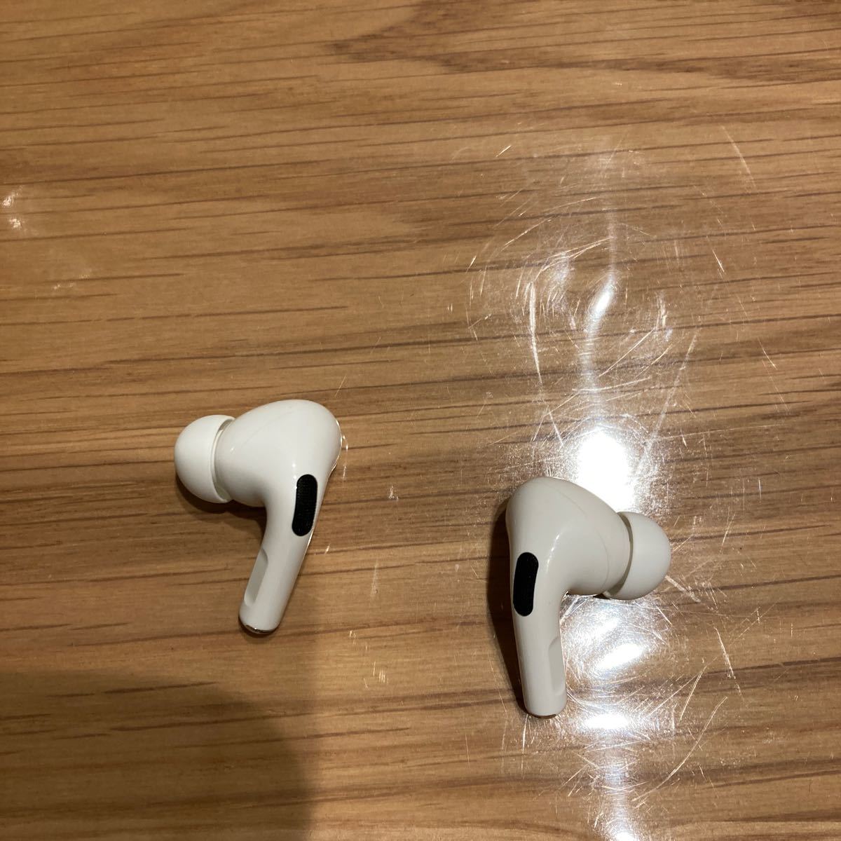 Air Pods Pro充電ケースなし 両耳 片耳ずつでも大丈夫です