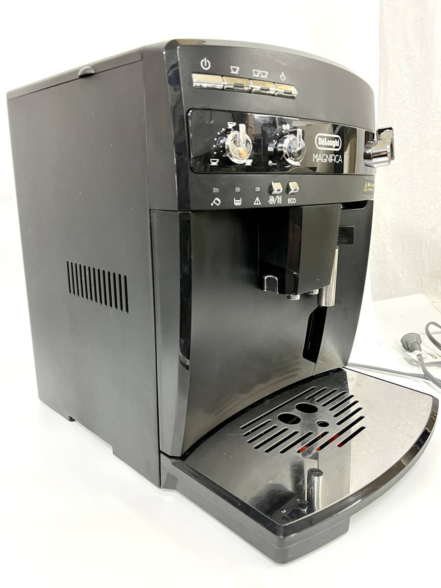DeLonghi デロンギ マグニフィカ ESAM03110B 全自動コーヒーマシン コーヒーメーカー 節電機能付き 本格 珈琲 