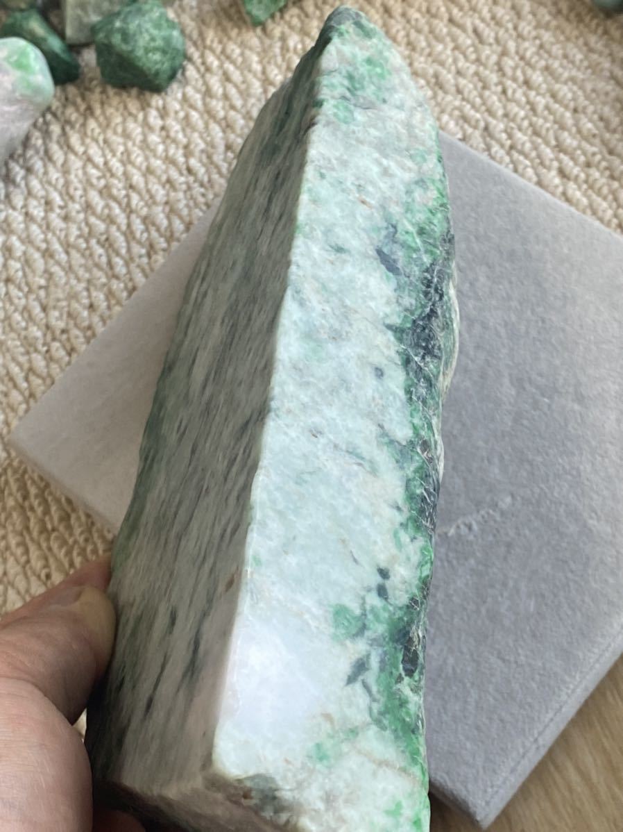 20cm 大型 極上品 糸魚川翡翠 天然石 ヒスイ 翡翠 翡翠原石 本翡翠水石 