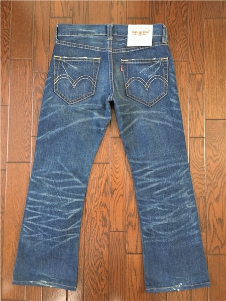 リーバイス Ｌｅｖｉ’ｓ ５０７ ｗ３２ ひげ落ち フレア ジーンズ 縦落ち ハチノス デニム パンツ ブーツカット 汚れ 解れ ユーズド加工_画像4