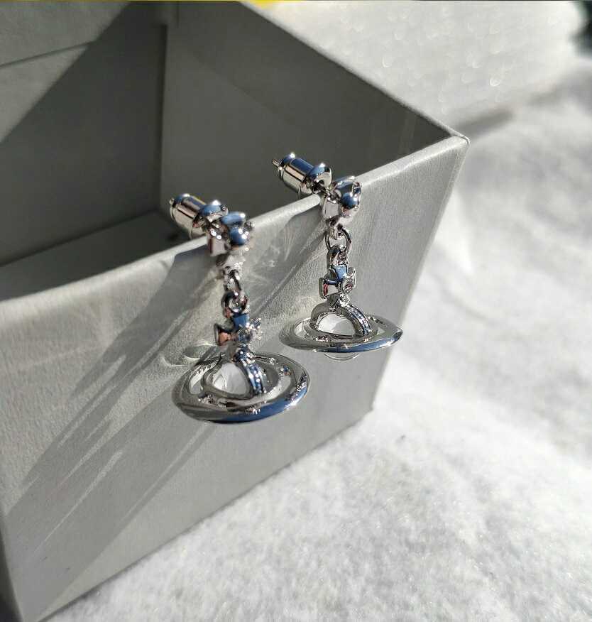 人気 ヴィヴィアン ウエストウッド PETITE ORB ドロップ ピアス 人気 ヴィヴィアン ウエストウッド PETITE ORB ドロップ ピアス