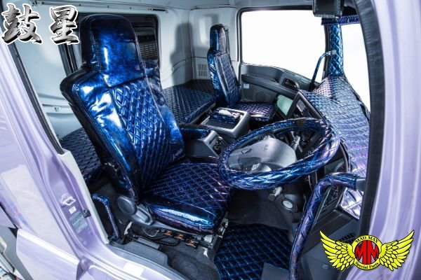 トラック用品 内装 鼓星 オリオン フロアマット ネイビー 運転席 いすゞ 320フォワード標準 H07/06～H19/06【送料800円】_画像4