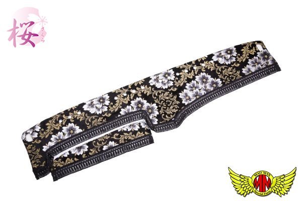 トラック用品 金華山 桜 さくら ダッシュマット ビニール無 ブラック いすゞ 07エルフ標準 H19/01～ (ハイキャブ) 2t標準【送料800円】_画像1