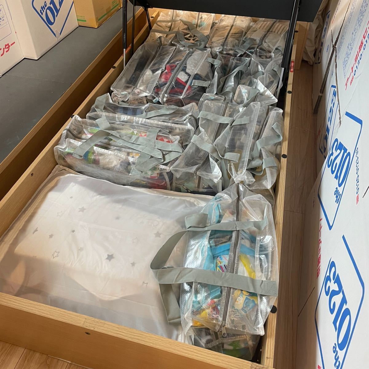 Rinn様専用【シングル】ニトリ跳ね上げ式ベッド|Yahoo!フリマ Rinn様専用【シングル】ニトリ跳ね上げ式ベッド|Yahoo!フリマ