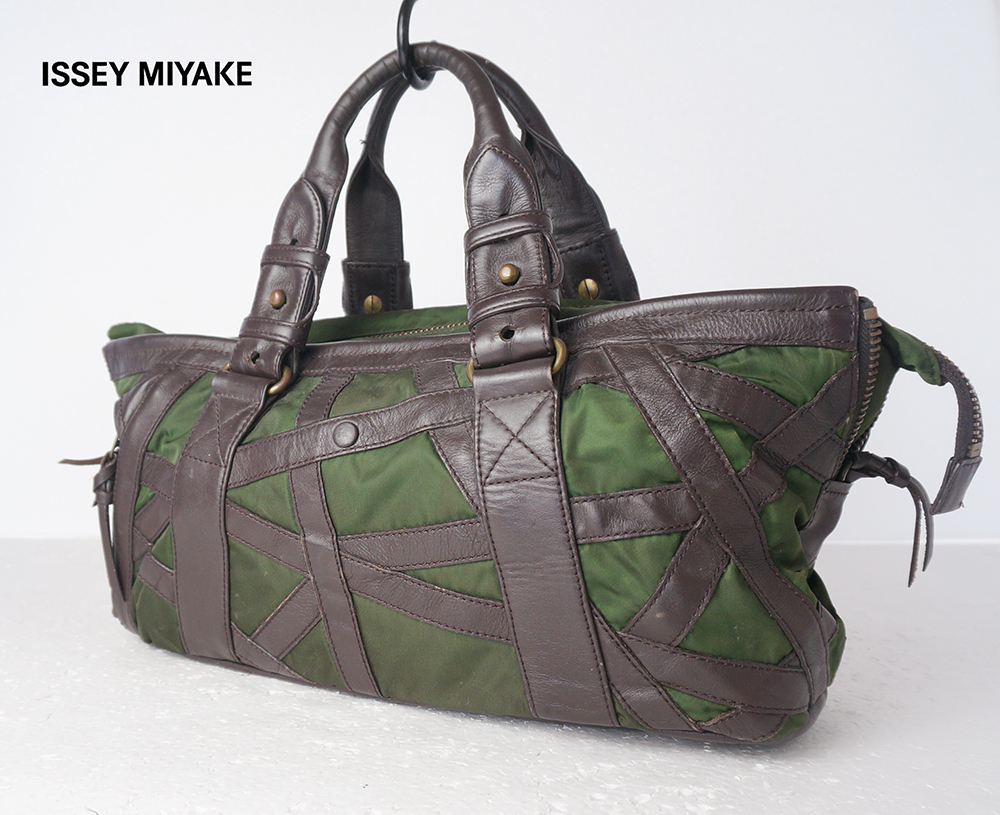 希少モデル イッセイミヤケ ISSEY MIYAKE ボストンバッグ ナイロン