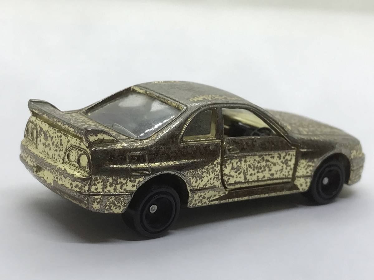 さA2★トミカ ミニカー 非売品 日産 ニッサン スカイライン GT-R R33 1995 ゴールド 金メッキバージョン ワイドホイール No.20_画像2