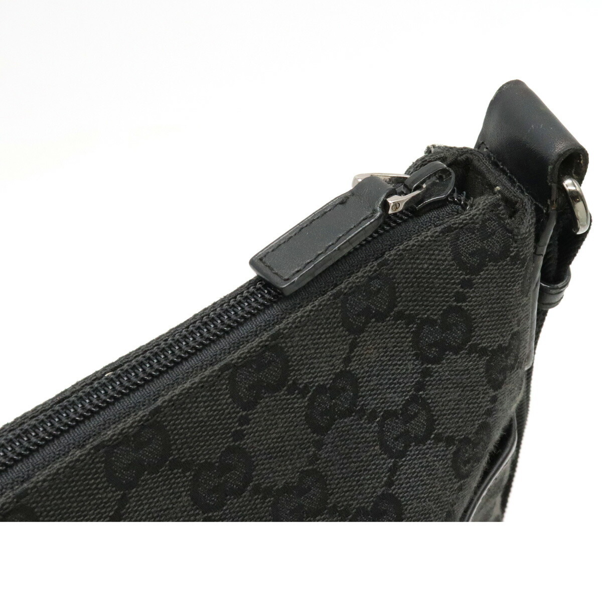 GUCCI グッチ GGキャンバス ショルダーバッグ メッセンジャーバッグ