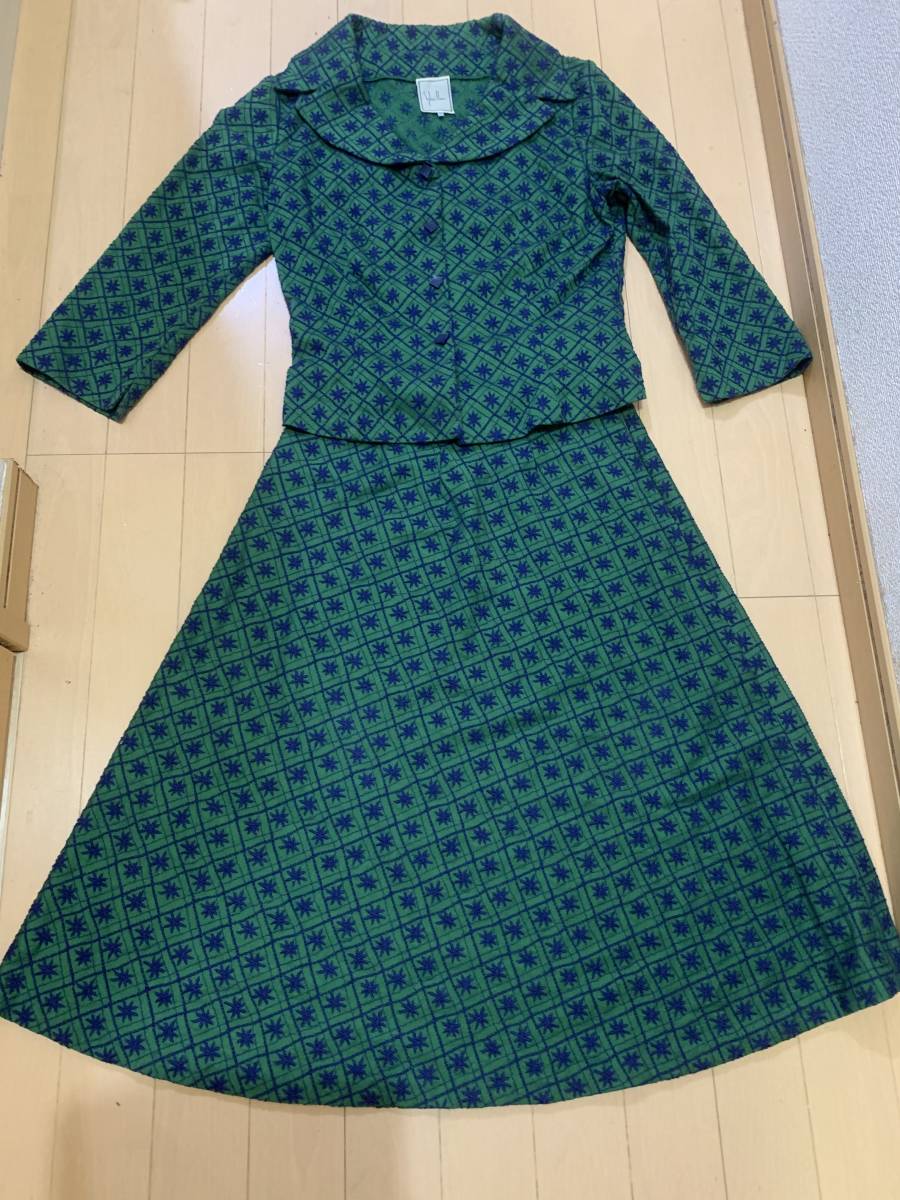 美品 シビラSybilla 刺繍入りツーピース