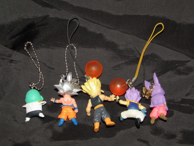  free shipping breaking the seal /5 piece set Dragon Ball Z DB Cara strap go ton ks/ trunks UDM Monkey King . one's way. ultimate meaning / car mpa/gruto