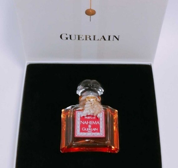 廃盤 ゲラン ナエマ パルファム 30ml 香水 GUERLAIN NAHEMA PARFUMヴィンテージ 超レア