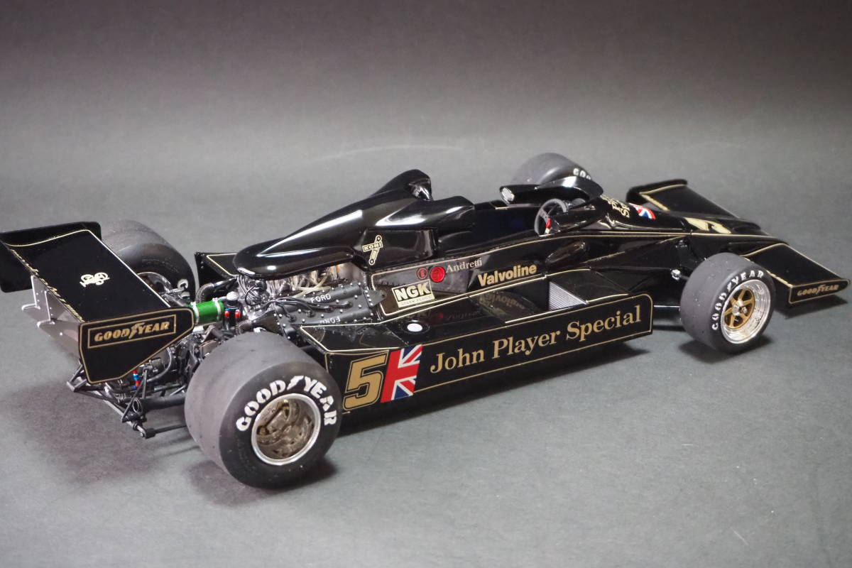 タミヤ 1/12 チーム ロータス 78 J.P.S. Mk.III 改修塗装済完成品