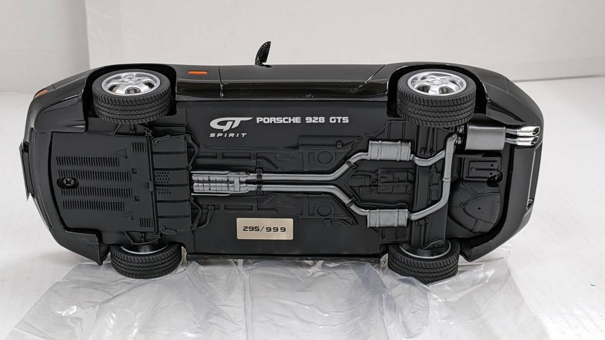 ◎開封品!! KYOSHO 京商 【 ポルシェ 928 GTS 】1/18スケール ブラック/箱擦れ汚れ、キズあり/本体良品 /Mc04_画像3