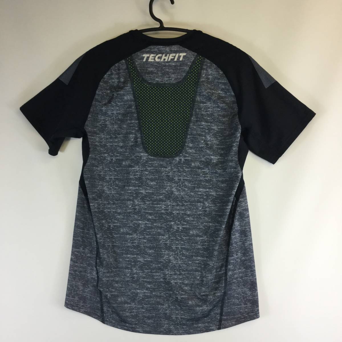 adidas（アディダス） メンズスポーツウェア 半袖機能Tシャツ TF COOL グラフィック フィッテッド ショートスリーブシャツ D88943 メンズ M