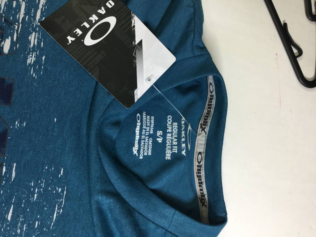 未使用 OAKLEY オークリー Tシャツ Sサイズ 半袖 海外企画