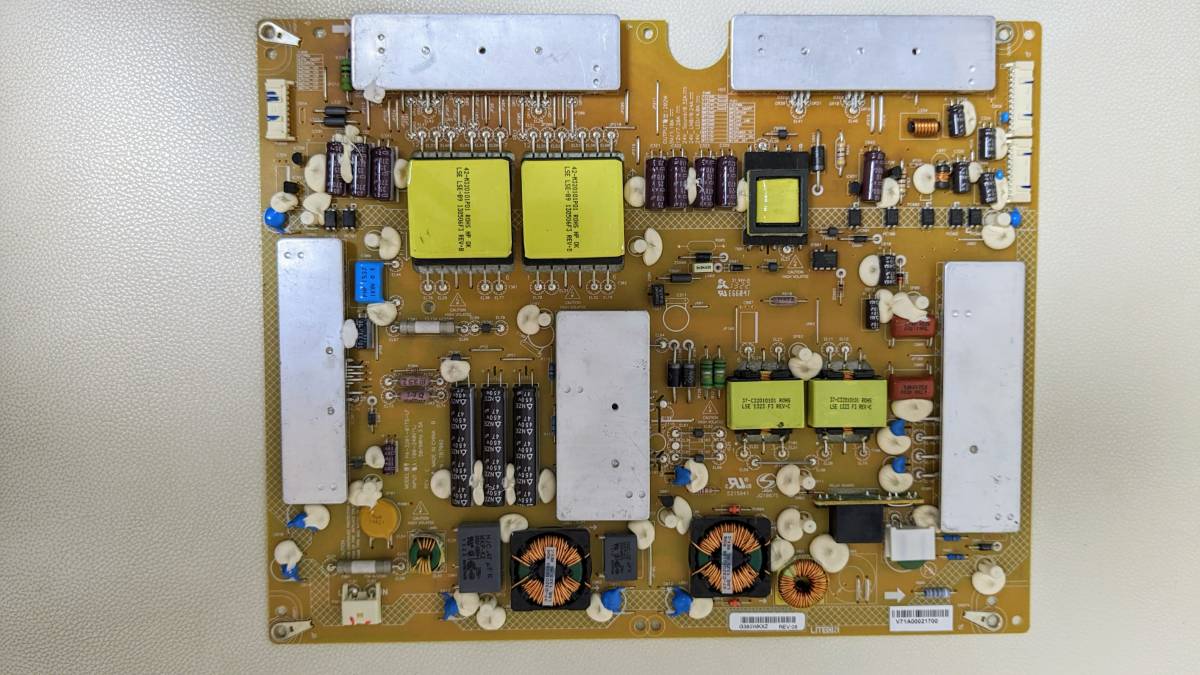 TOSHIBA REGZA 42Z7 基板セット(電源基板 L-CON基板 チューナー TOSHIBA REGZA 42Z7 基板セット(電源基板 L-CON基板 チューナー