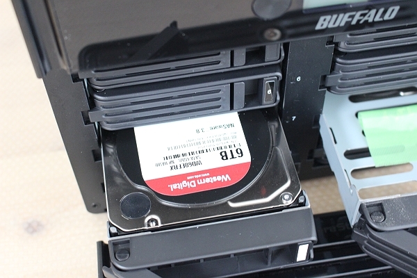 ☆Buffalo TeraStation TS5800DN4808 LAN接続 42TB(6TBx7基) NAS
