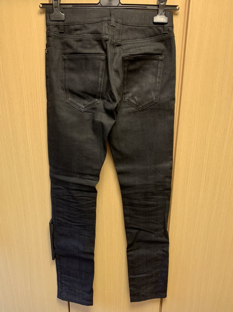 正規 極美品 17SS Saint Laurent Paris サンローランパリ Hedi Slimane スキニー クラッシュ スタッズ デニムパンツ 黒 27 456693 Y869L_画像4