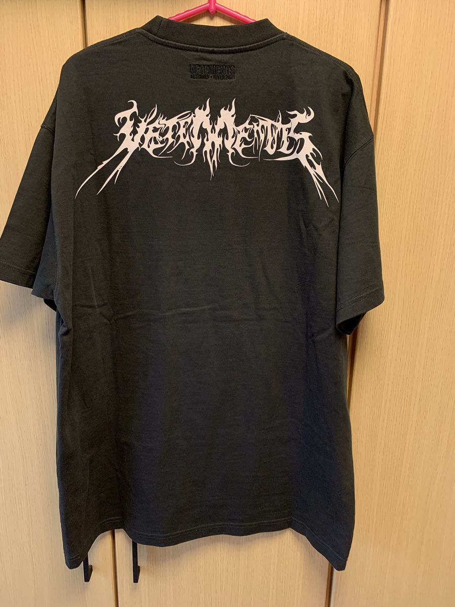 正規 22SS VETEMENTS ヴェトモン Metal Patched Tee メタル パッチワーク クルーネック Tシャツ 黒 XS UAH21TR550_画像5