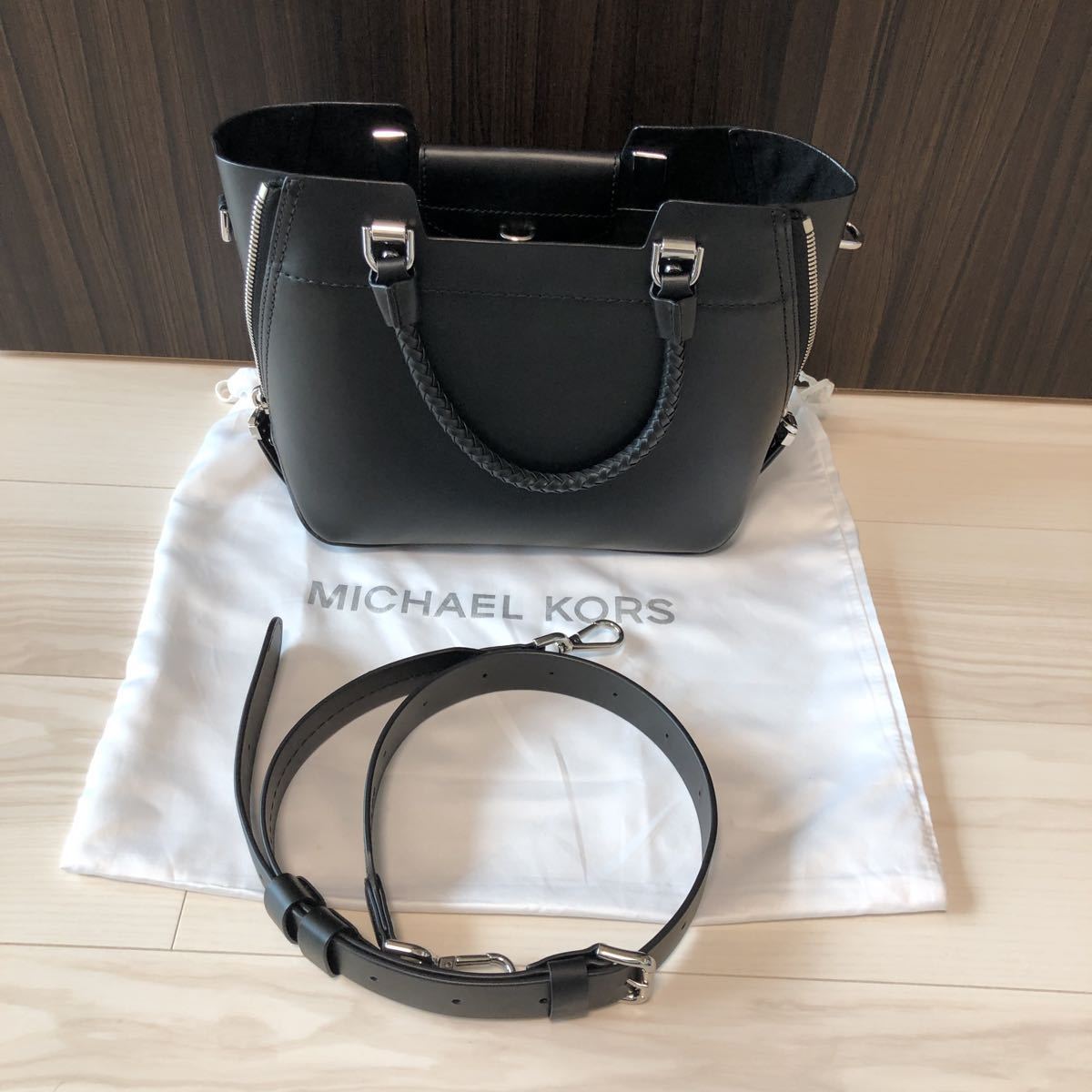 超美品】【定価約8万円】MICHEAL KORS マイケルコース レディース
