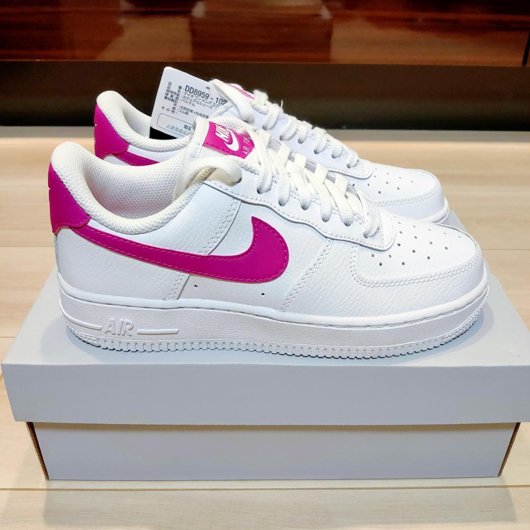 新品 23.5cm NIKE WMNS AIR FORCE 1 07 ナイキ エアフォース1 ホワイト