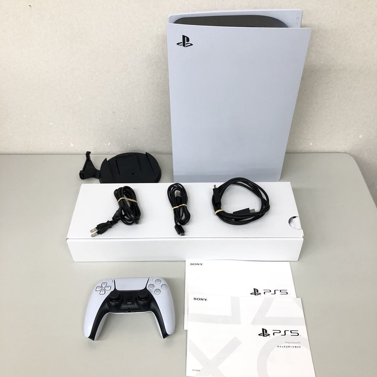 SONY ソニー PlayStation5 PS5本体 CFI-1000A01 825GB プレイステーション5 _画像2