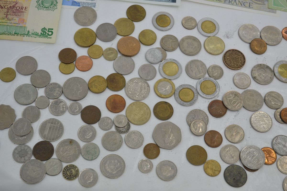 (241S 0813G27) 海外 古札 コインまとめてセット コレクション 古紙幣 コレクター放出品_画像9