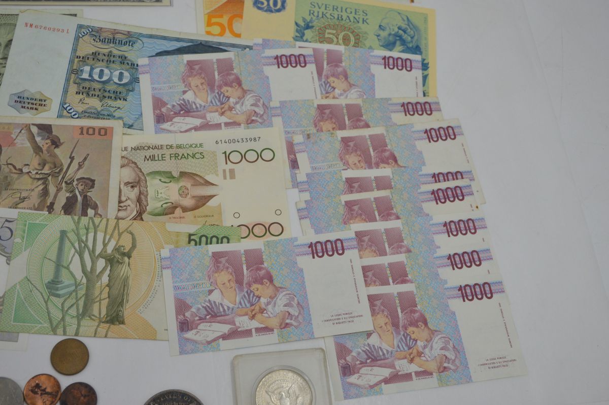 (241S 0813G27) 海外 古札 コインまとめてセット コレクション 古紙幣 コレクター放出品_画像7